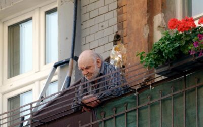 Comment aider un parent âgé à rester à domicile ?